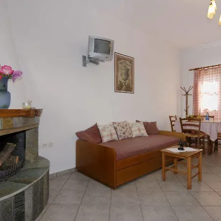 Apartment Charoula Platanias (Thessaly)