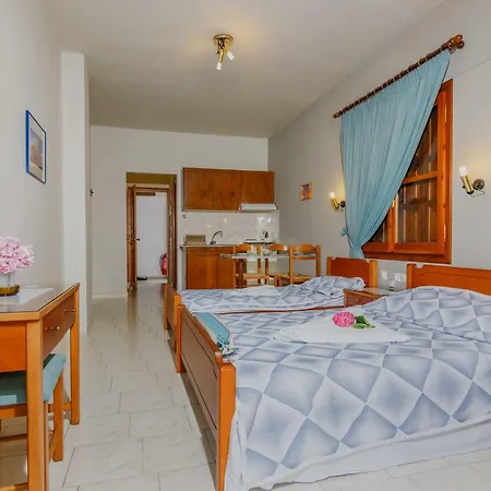 Apartment Charoula *
